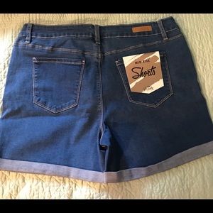 Mid rise made by royalty new with tags